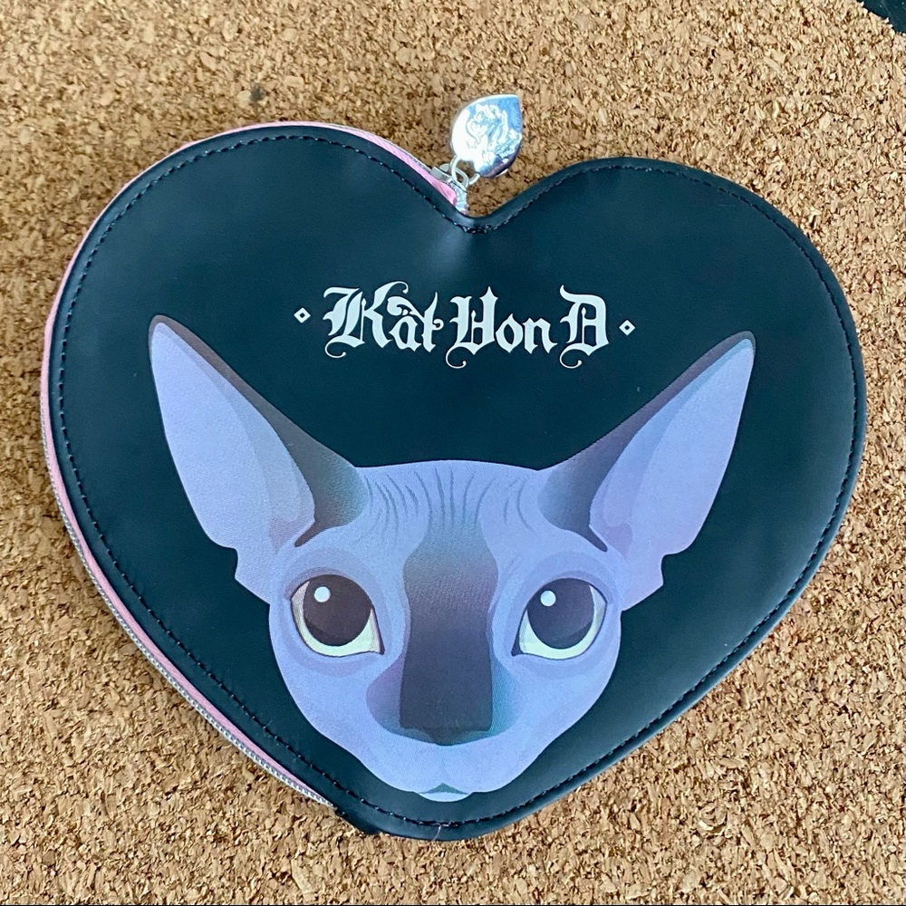 🖤 Kat Von D • Too Faced Collab Pouch